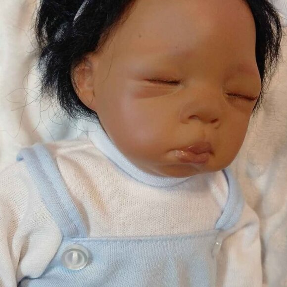 10" Realistic Doll Reborn Style Baby Boy Girl Kids Toy Collectable ADG Ashton Dr - Picture 4 of 10